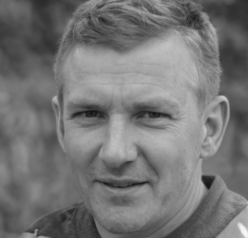 Finanzexperte und Datenanalyst bei Zanthplexoryteam